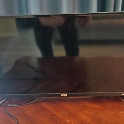 32" TV