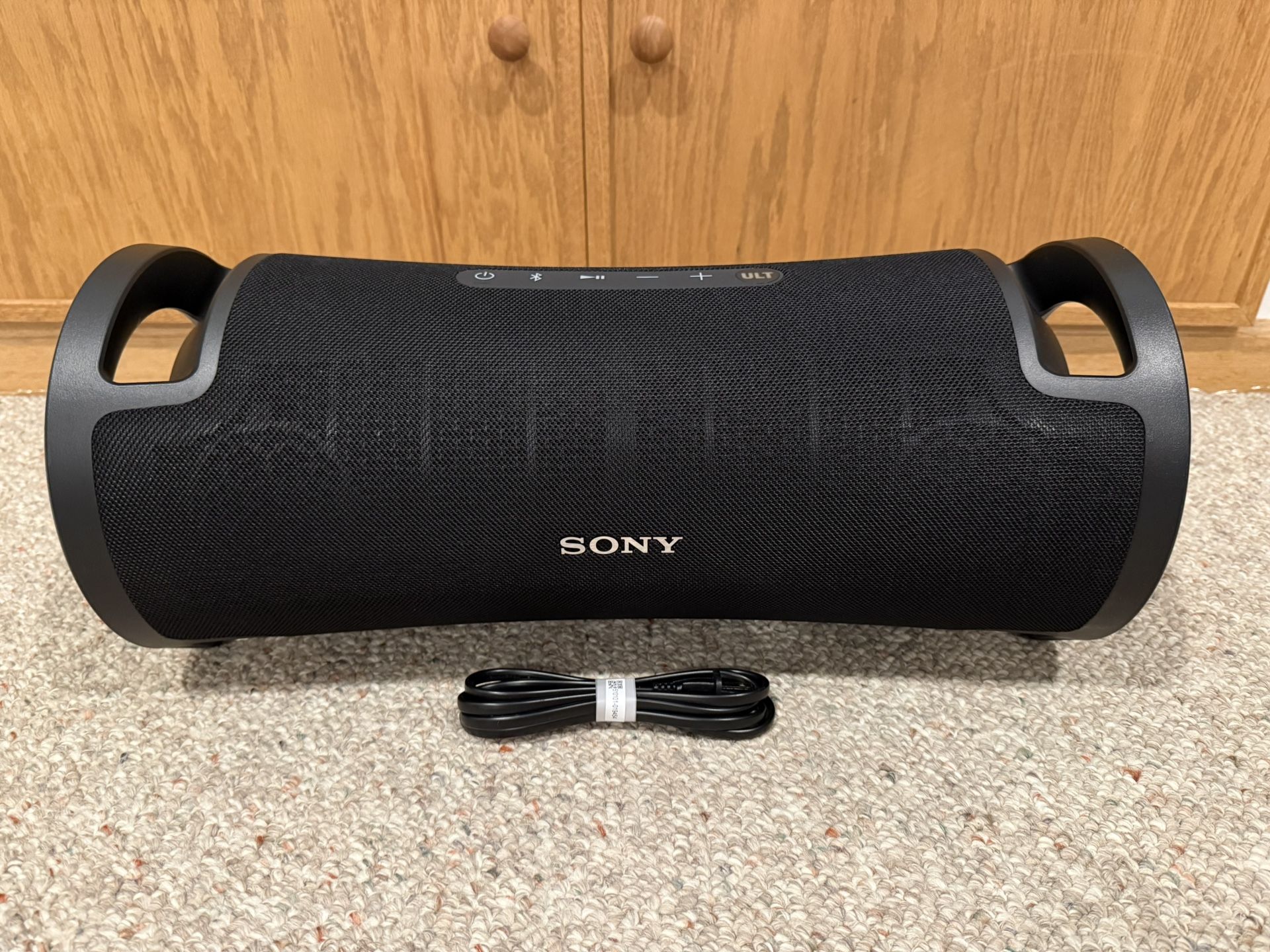 Sony ULT Field 7 Bluetooth Speaker - Can Be Used For Karaoke Or Guitar Amp Too (New)