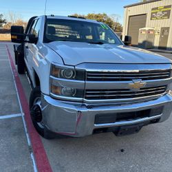 2015 Chevrolet Silverado 3500 HD Flatbed — 116k miles — $21,500 OBO