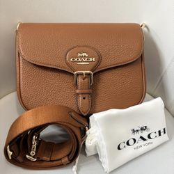 Coach Amelia Saddle Crossbody/Shoulder bag in Gold/Redwood brown