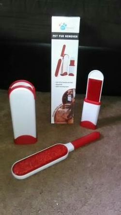 Removable pet fur remover w/ travel size included ~NEW in box~ - $9