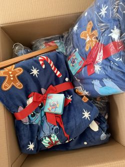 Stitch Christmas Blanket 