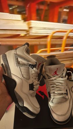 Jordan 4 White Cement