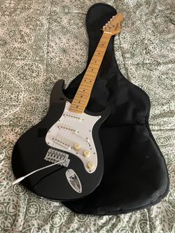 Behringer guitar