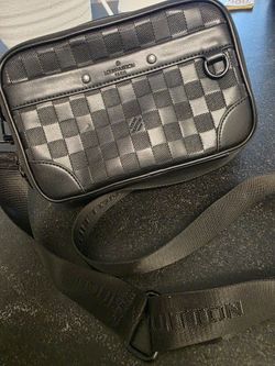 Black crossbody checkered Damier messenger bag