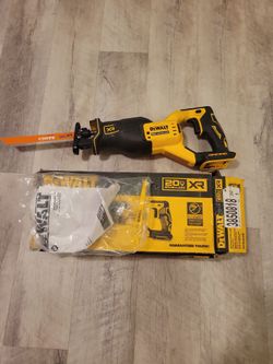 DEWALT XR SAW