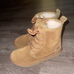 Size 3 Youth UGG Boots