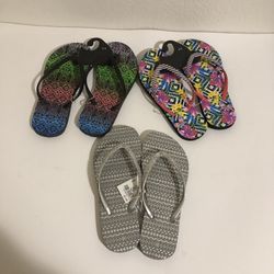Slippers - Size:5/6