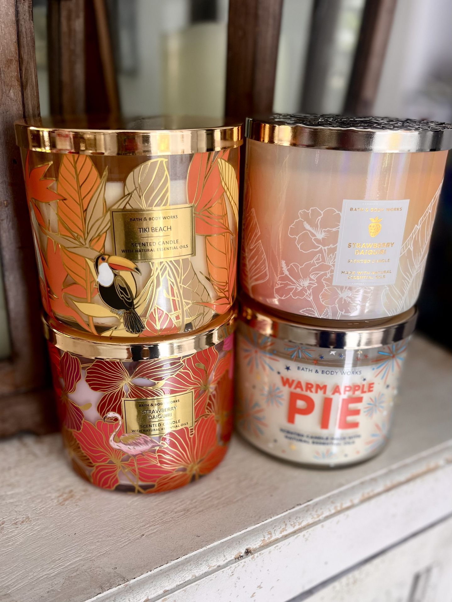 4 Bath and Body Candles (Summer Scents)