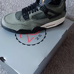 Nike Air Jordan 4 Undefeated Sz. 12.5 
