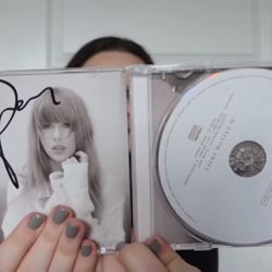 The Tortured Poets Department CD + Bonus Track + Hand Signed Photo By Taylor Swift