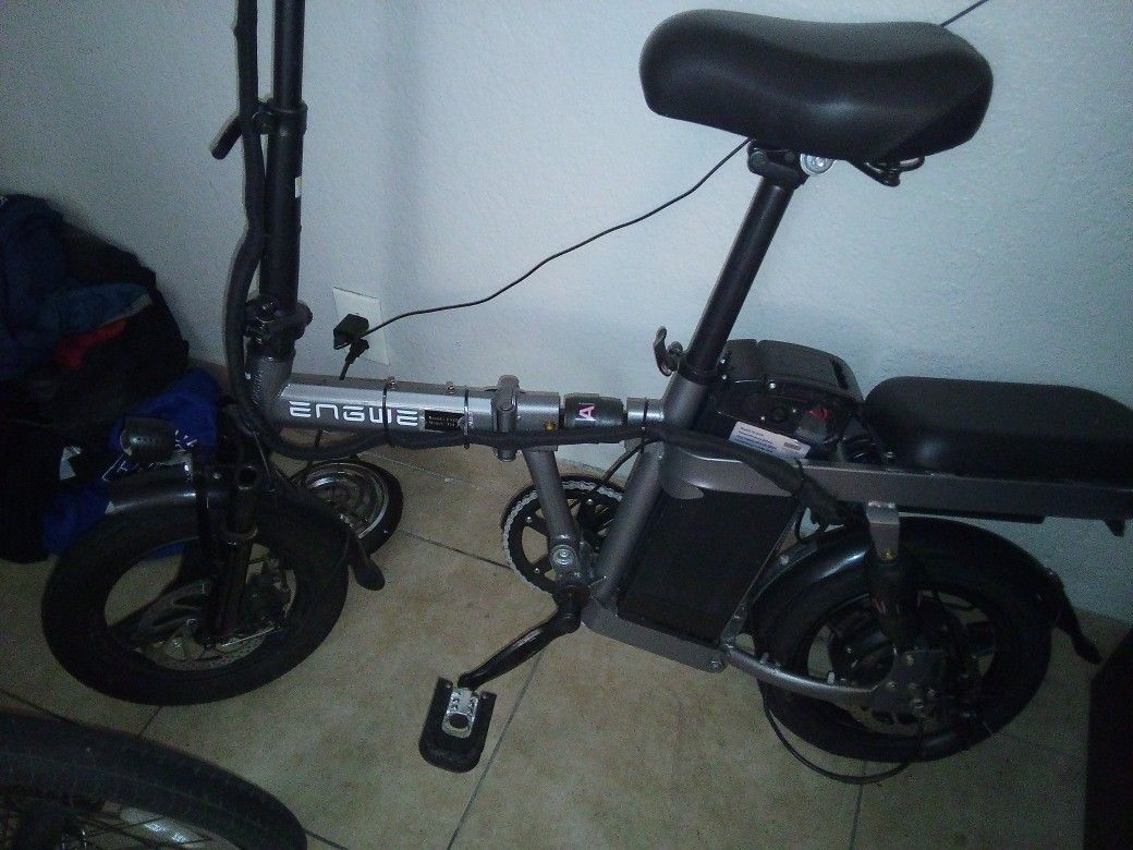 Engwe Electric Folding Bike 