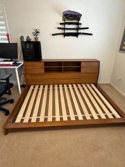 Full Size Platform Bed from West Elm