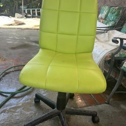 Comfy Desk Chair 