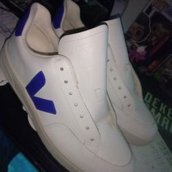 Veja Sneakers