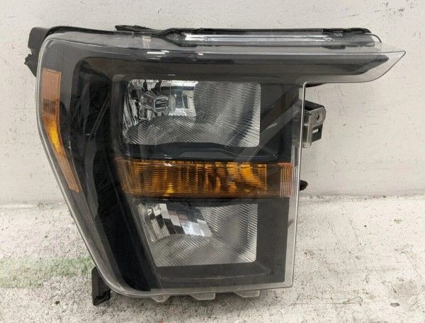 2021-2023 Ford F-150 Front Right Halogen Headlight OEM Used