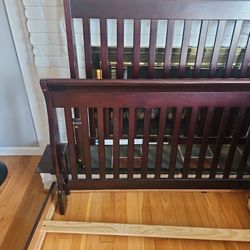 Wood BEDFRAME - Full Size