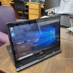 FUJITSU LIFEBOOK T937 TABLET CORE i7-7TH GEN (SHOP12)

