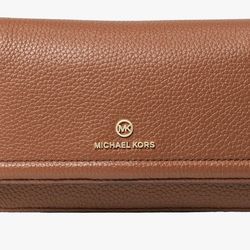 Michael Kors Jet Set  purse