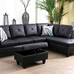 Black Leather Sectional With 2 Ottomans