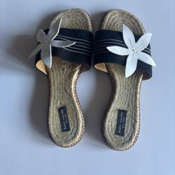 Kate Spade Slide Sandal Size 6 1/2 Very Good Used Condition
