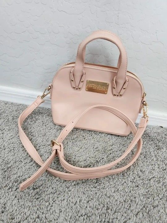 ✅️ Rose Bebe Crossbody Purse• Small (9inx7in)• Great Condition• $15firm