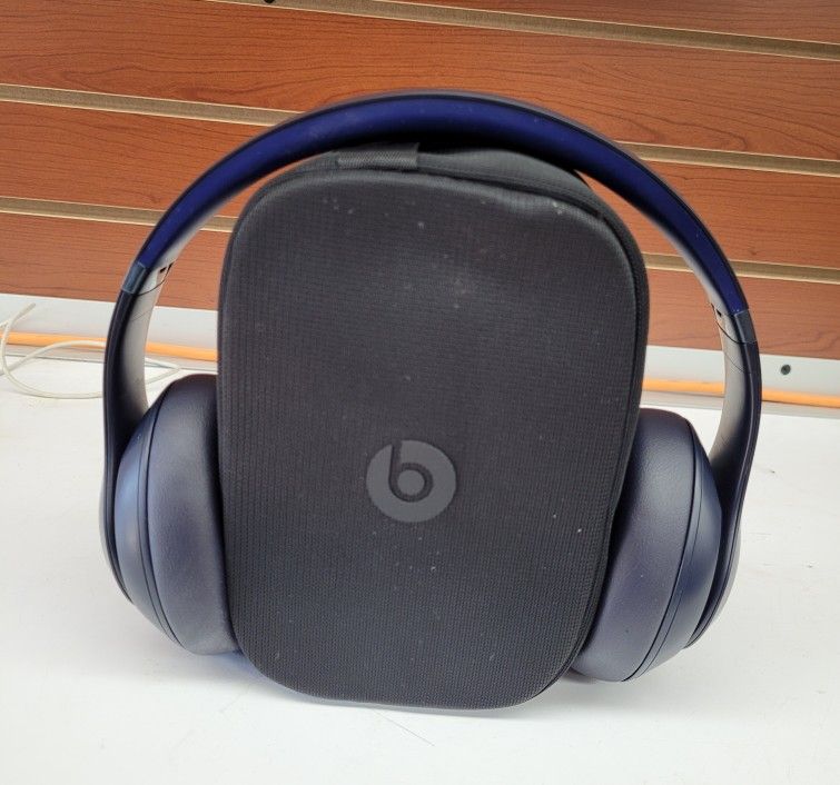 Beats Studio Pro