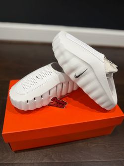 Nike mind “Summit white” size 10w/8.5men