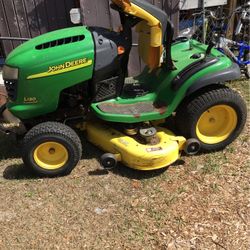 L130 John Deere  Mower Tractor 