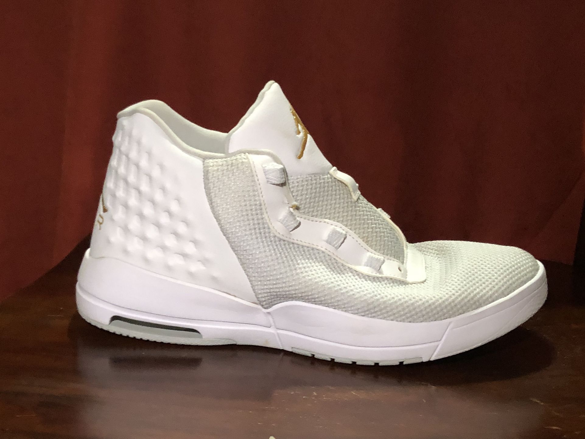 Jordan academy white hot sale