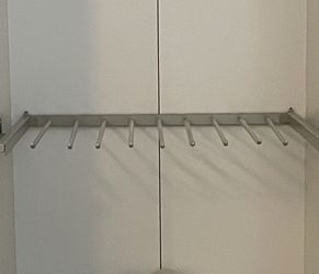 Pull Out Pants Hanger