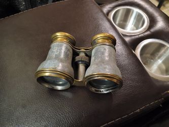 Vintage Or antiques Opera glasses ,Or theaters Binoculars