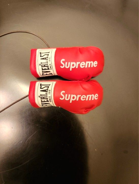 Supreme MINI BOXING GLOVES CAR MIRROR OR BACKPACK HANGING DECORATION