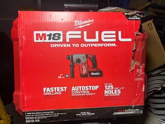 Milwaukee 1in SDS-Plus Rotary Hammer Kit