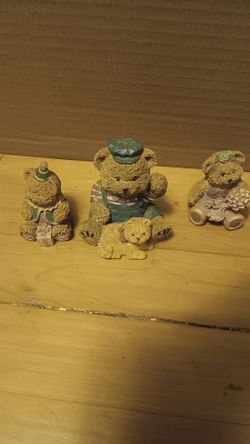 Bear statues