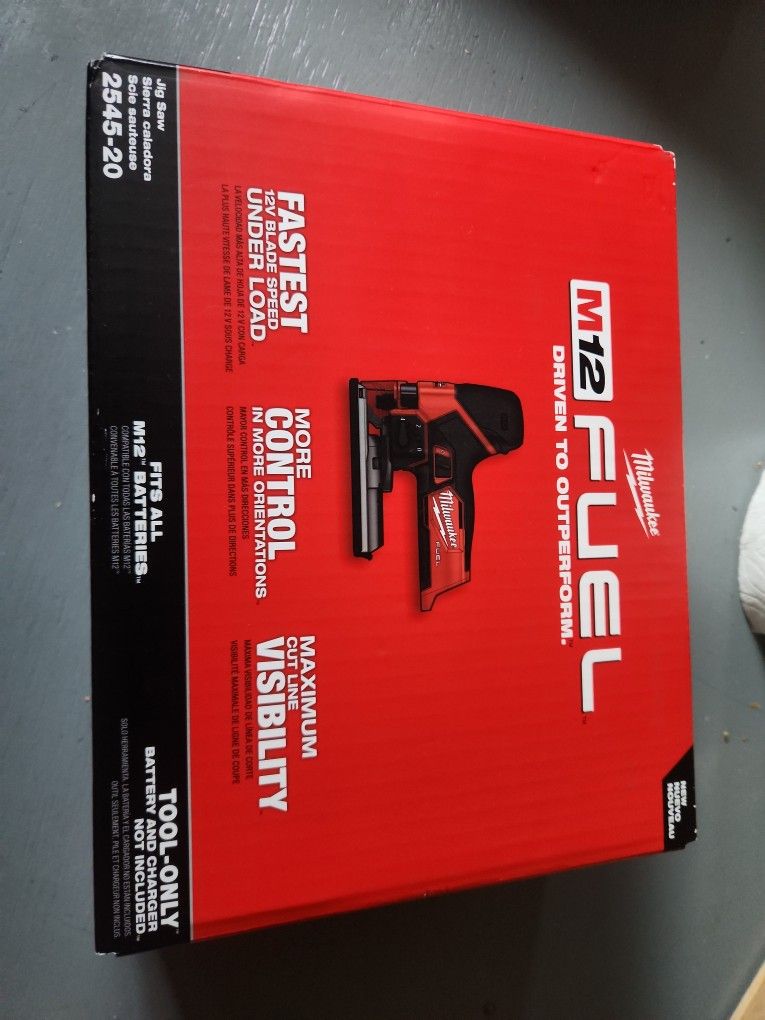 Milwaukee M12 FUEL Jig Saw (Bare Tool)
Item No.SKU# 2545-20