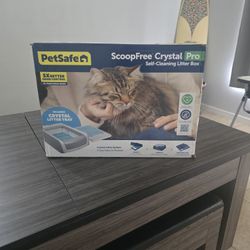 Petsafe Scoop Free Crystal Pro Automatic Litterbox