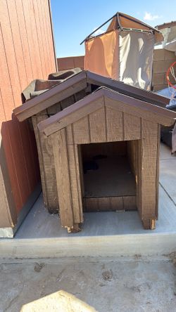 Heavy duty Dog house