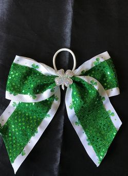 ST PATRICKS DAY HAIR BOW