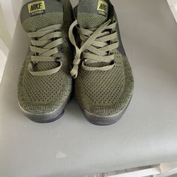 Vapormax Size 9 1/2