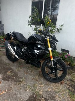 2022 BMW G 310 R
