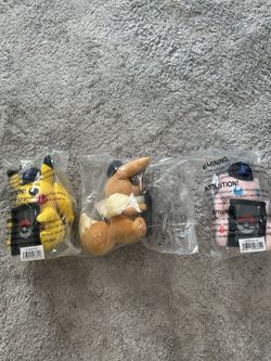 Pokemon Center Exclusive Pikachu/Mew/Eevee card holder plushie