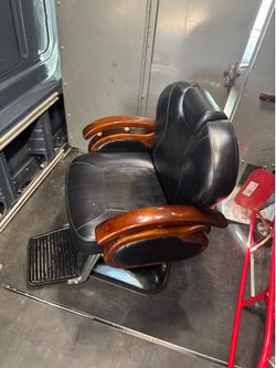 Barber chair
