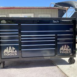 Mac Toolbox Tech series Triple-Bay