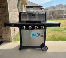 Char-Broil Commercial Series 4-Burner Grill & Griddle