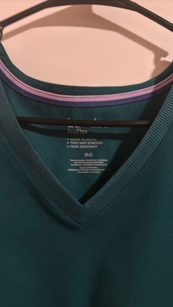 Woman XL scrub top