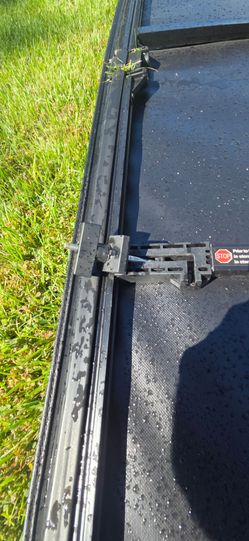 6ft Truck Bed Tonneau Cover