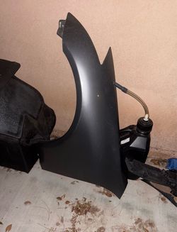 Infiniti G35 Coupe driver side fender