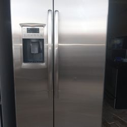 Refrigerator Stainless 