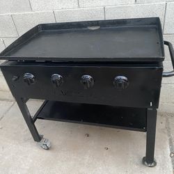 Blackstone 4-Burner Flat Top Griddle